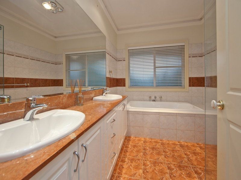 39 Leisureland Drive, Langwarrin VIC 3910