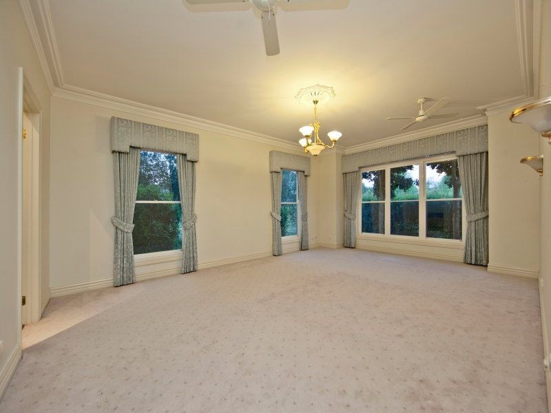 39 Leisureland Drive, Langwarrin VIC 3910