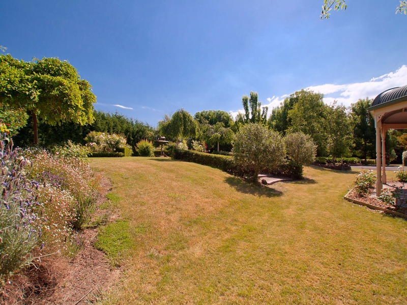 3 Chiltern Rise, Langwarrin VIC 3910