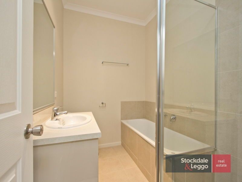 6/5 Serra Court, Langwarrin VIC 3910
