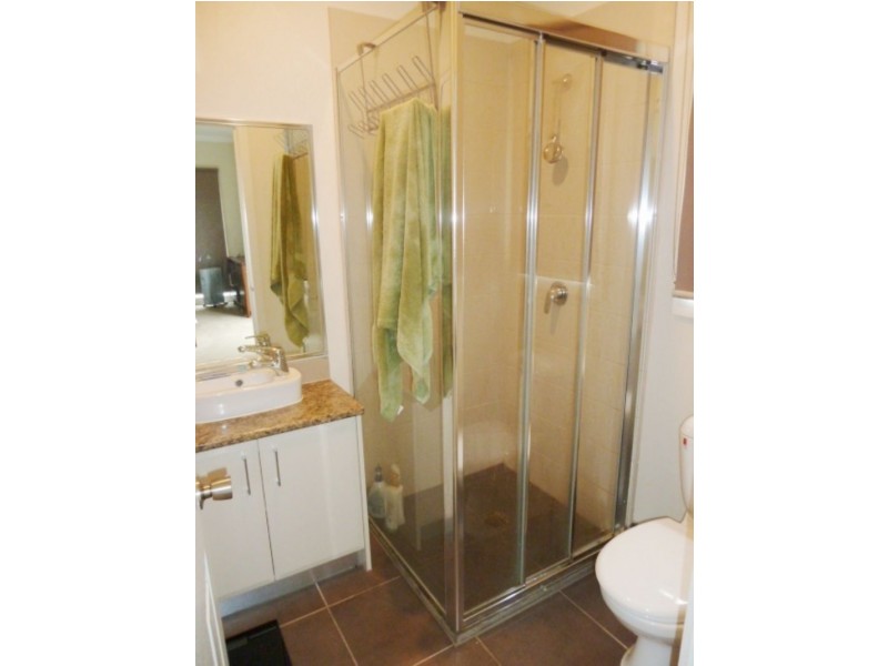 1/5 Serra Close, Langwarrin VIC 3910