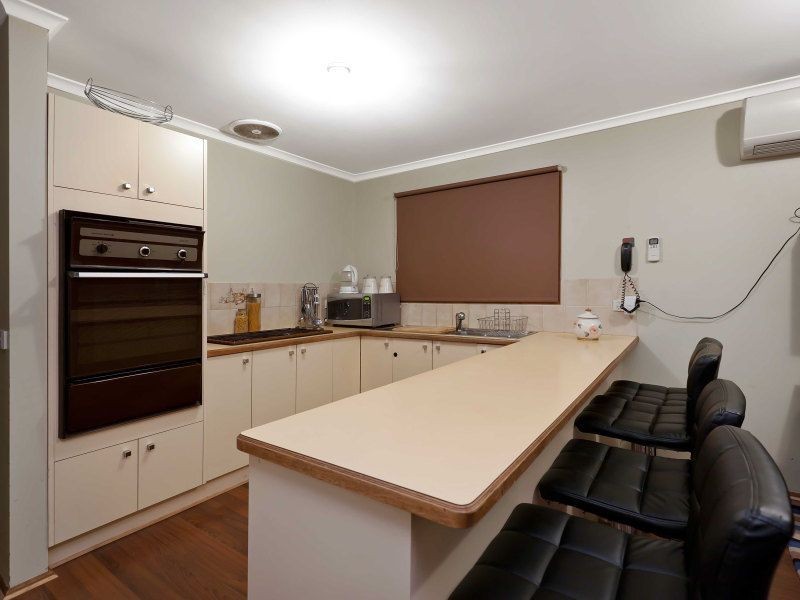 8 Leonard Drive, Langwarrin VIC 3910
