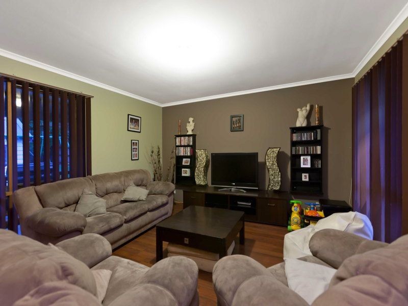 8 Leonard Drive, Langwarrin VIC 3910