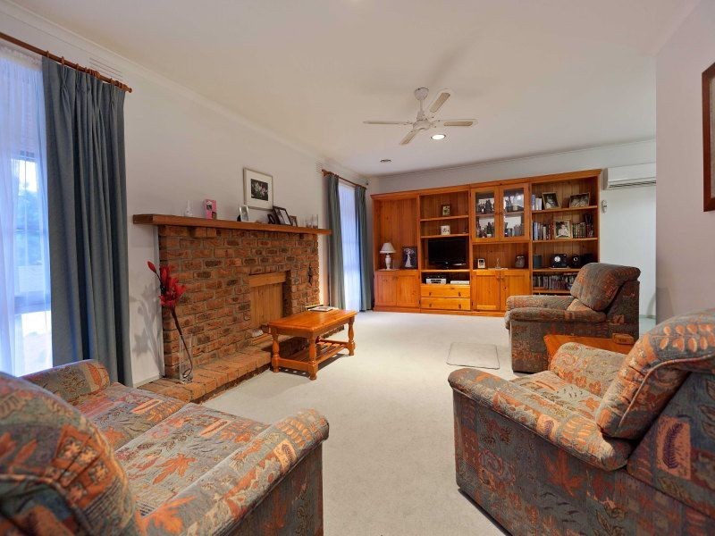 42 Sycamore Street, Langwarrin VIC 3910