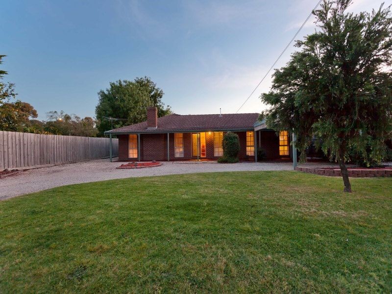 42 Sycamore Street, Langwarrin VIC 3910