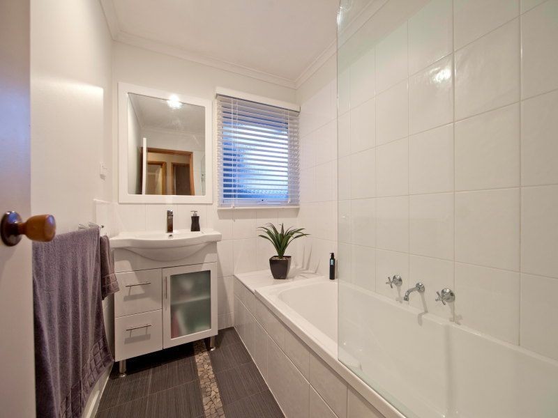 90 Burgess Drive, Langwarrin VIC 3910