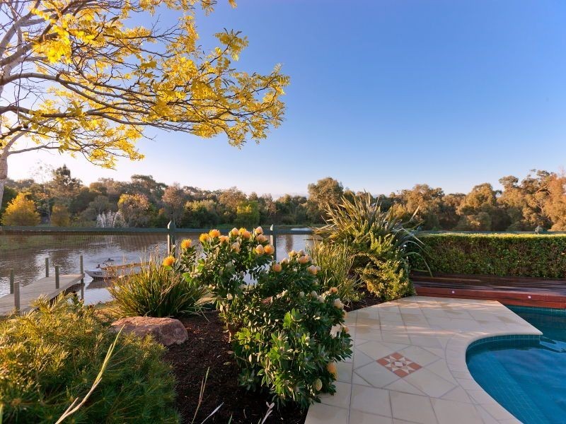 675 Robinsons Road, Langwarrin South VIC 3911