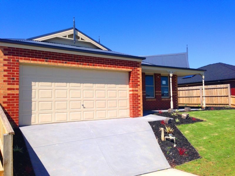 30 Aqueduct Rd, Langwarrin VIC 3910