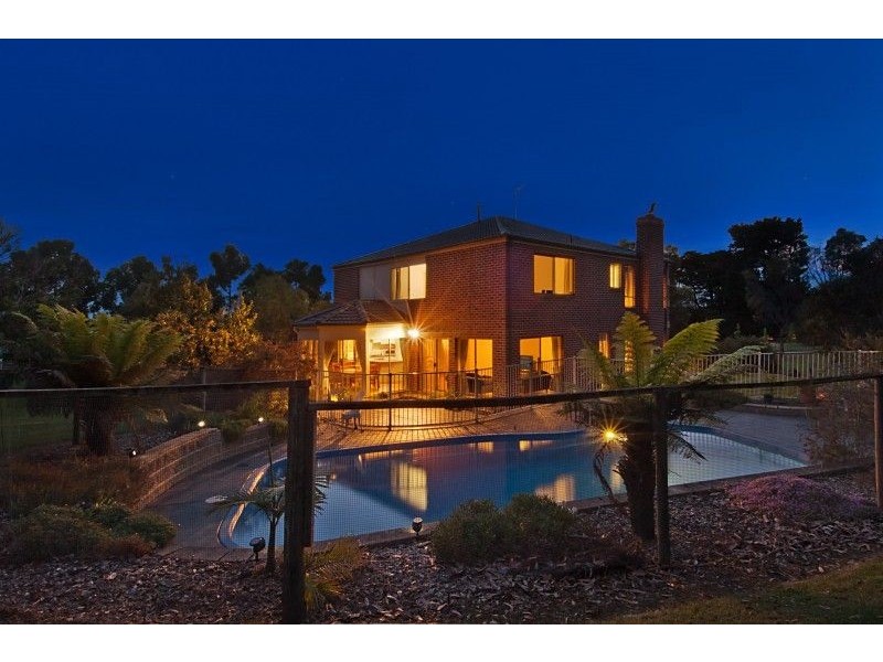 2 Newton Avenue, Langwarrin South VIC 3911