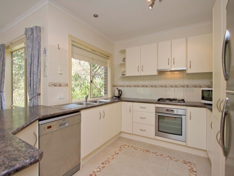 2 Newton Avenue, Langwarrin South VIC 3911