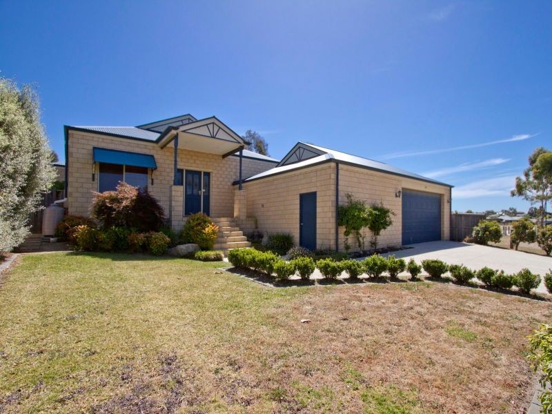 21 Pindara Boulevard, Langwarrin VIC 3910