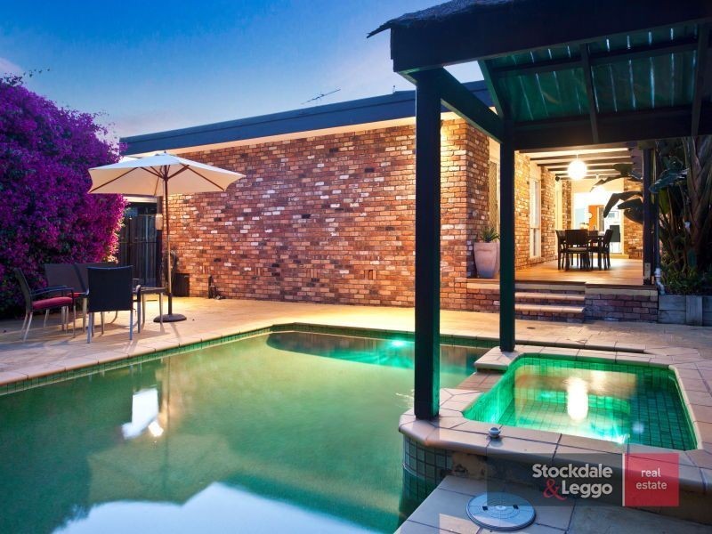 10 Paterson Ave, Langwarrin VIC 3910