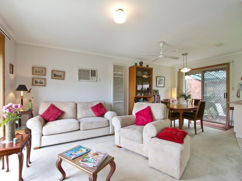 2/22 Lloyd Street, Langwarrin VIC 3910
