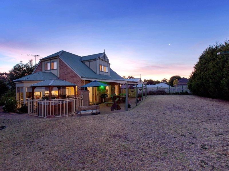 2 Emerald Court, Langwarrin VIC 3910