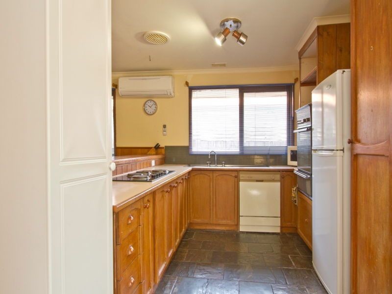 43 Sycamore Street, Langwarrin VIC 3910