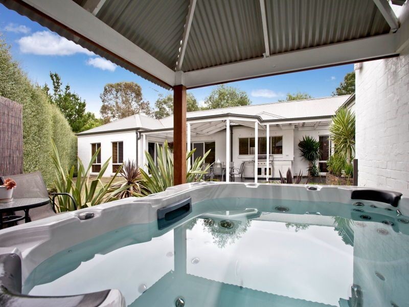 60 Huntingtower Crescent, Langwarrin VIC 3910