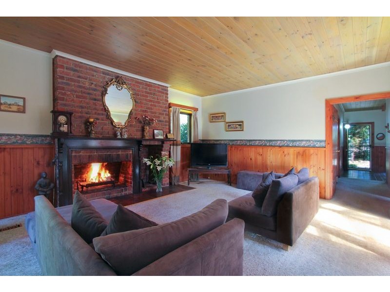 33 Cedar Street, Langwarrin VIC 3910