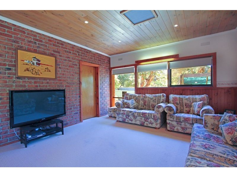 33 Cedar Street, Langwarrin VIC 3910