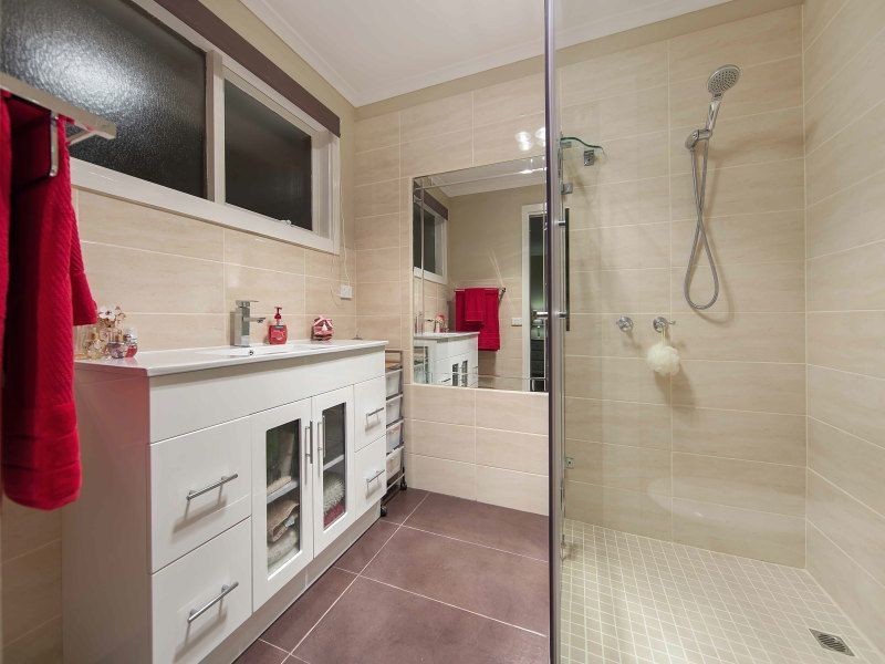 15 Bevnol Road, Langwarrin VIC 3910