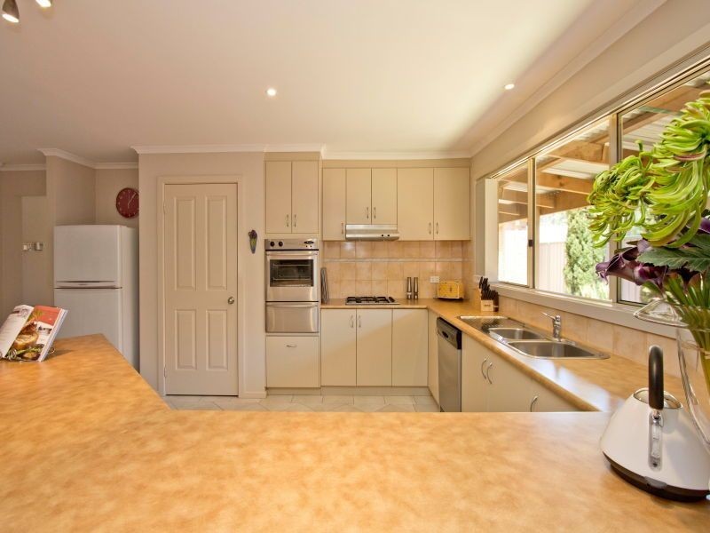 5 Morecroft Way, Langwarrin VIC 3910