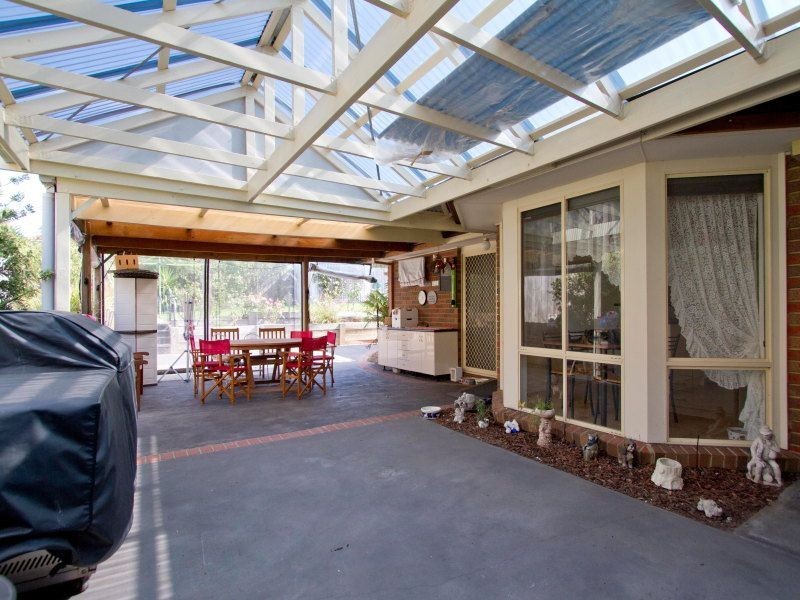 8 Lapwing Court, Langwarrin VIC 3910