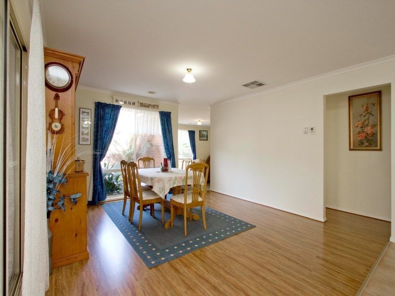 8 Lapwing Court, Langwarrin VIC 3910