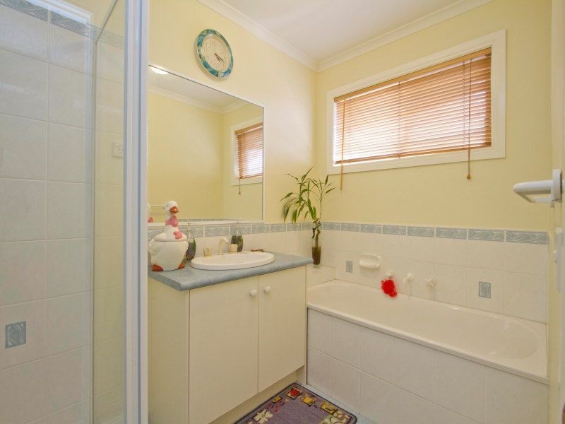 8 Lapwing Court, Langwarrin VIC 3910