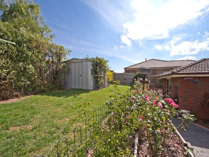 8 Lapwing Court, Langwarrin VIC 3910