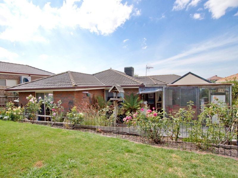 8 Lapwing Court, Langwarrin VIC 3910