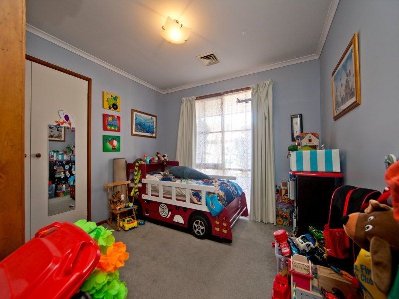 4 Bevnol Road, Langwarrin VIC 3910