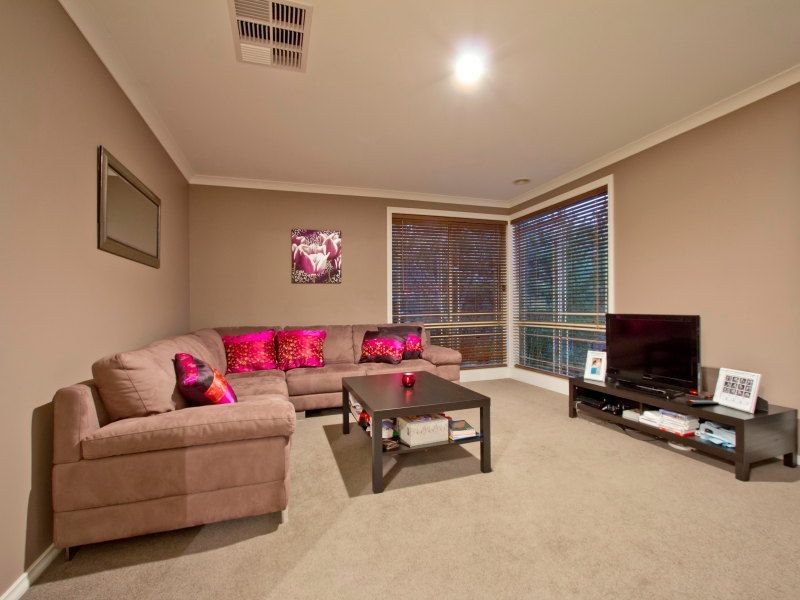 2 Yvonne Court, Langwarrin VIC 3910