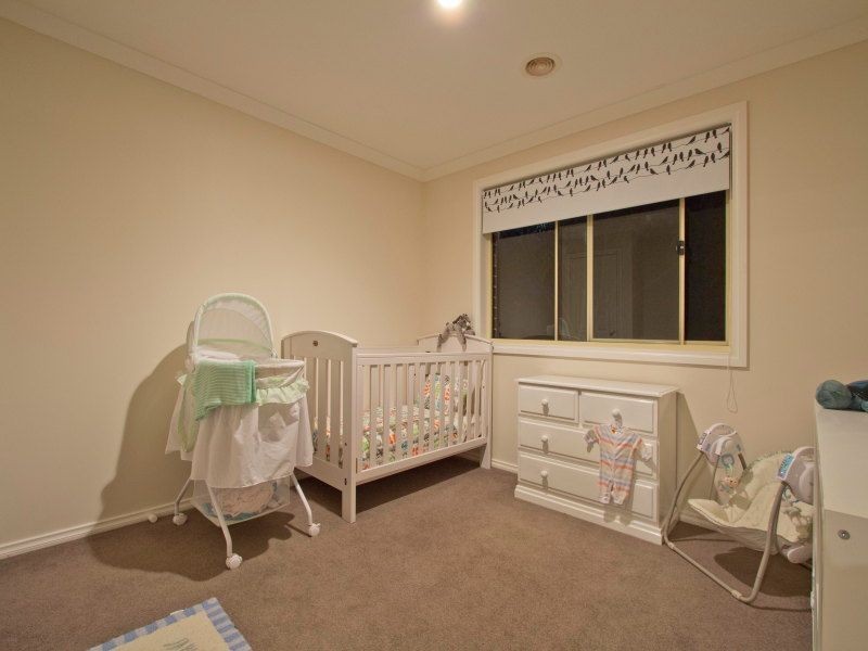 2 Yvonne Court, Langwarrin VIC 3910