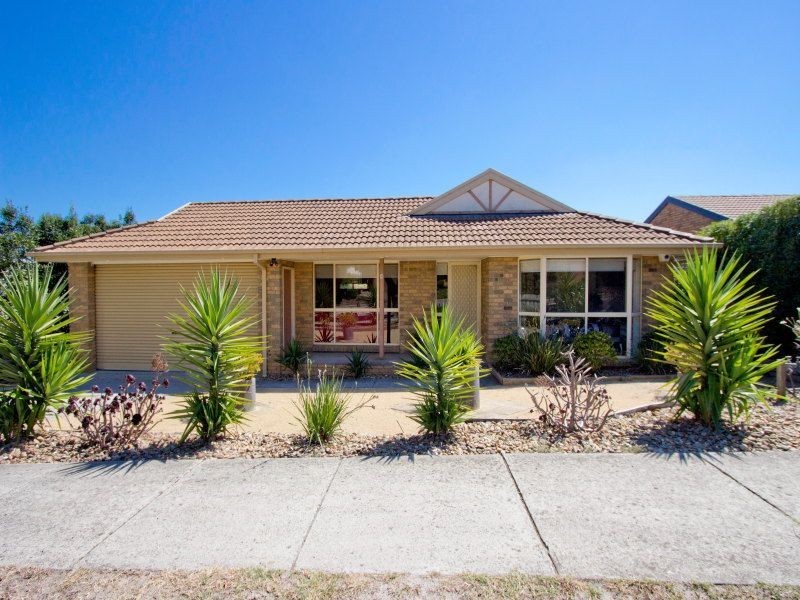 10 Stevens Road, Langwarrin VIC 3910