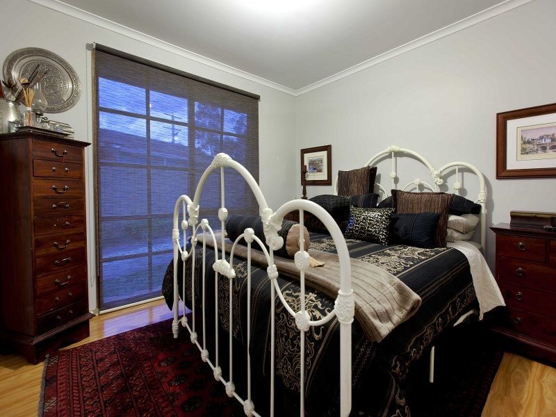 16 Tyrone Street, Langwarrin VIC 3910