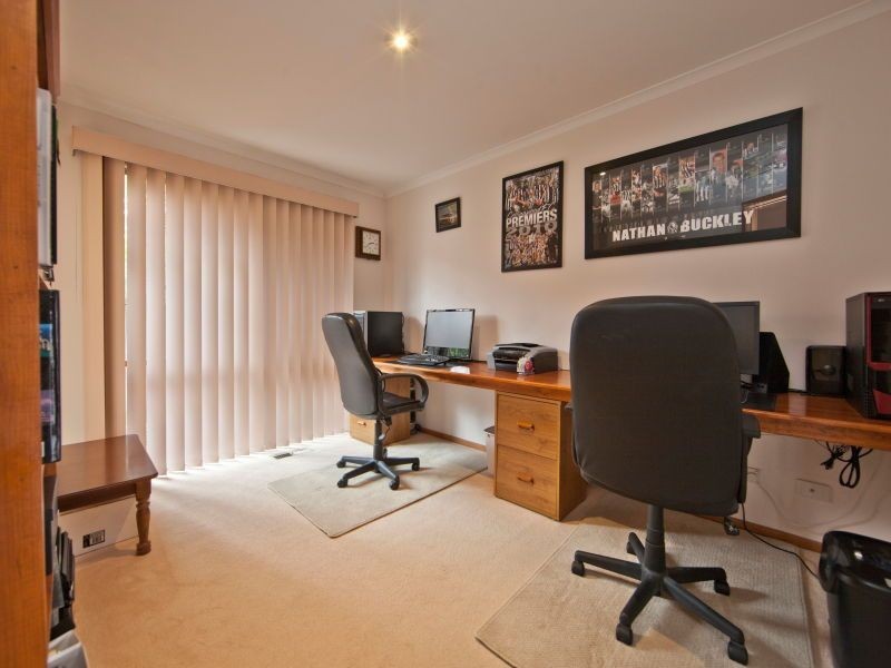 18 Cotoneaster Way, Langwarrin VIC 3910