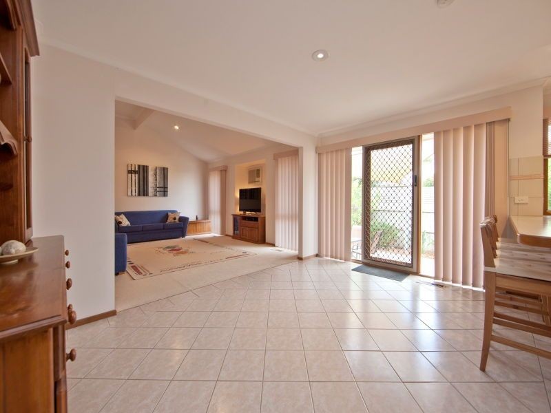 18 Cotoneaster Way, Langwarrin VIC 3910