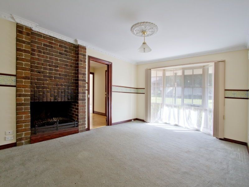 6 Tweed Court, Langwarrin VIC 3910