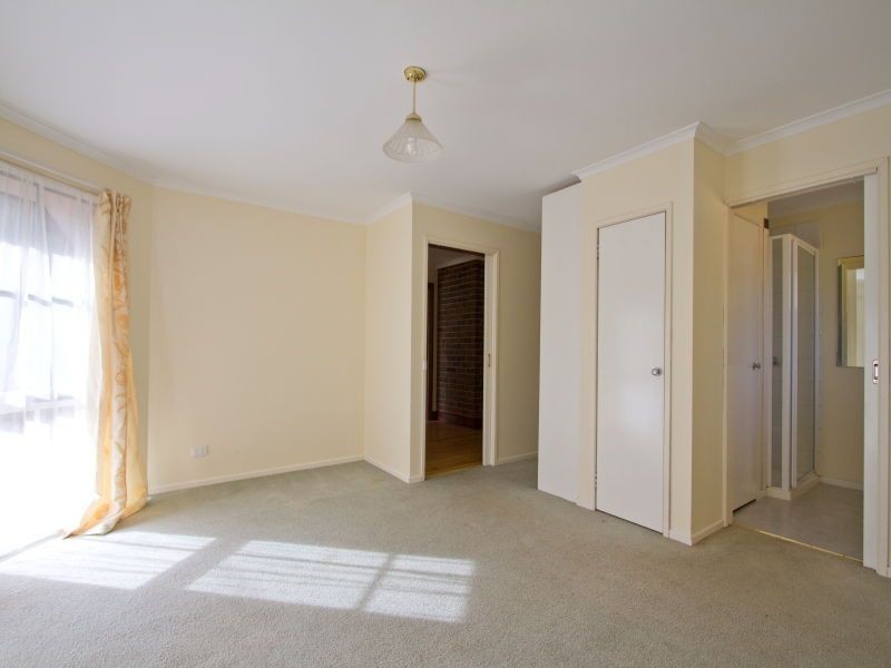 6 Tweed Court, Langwarrin VIC 3910