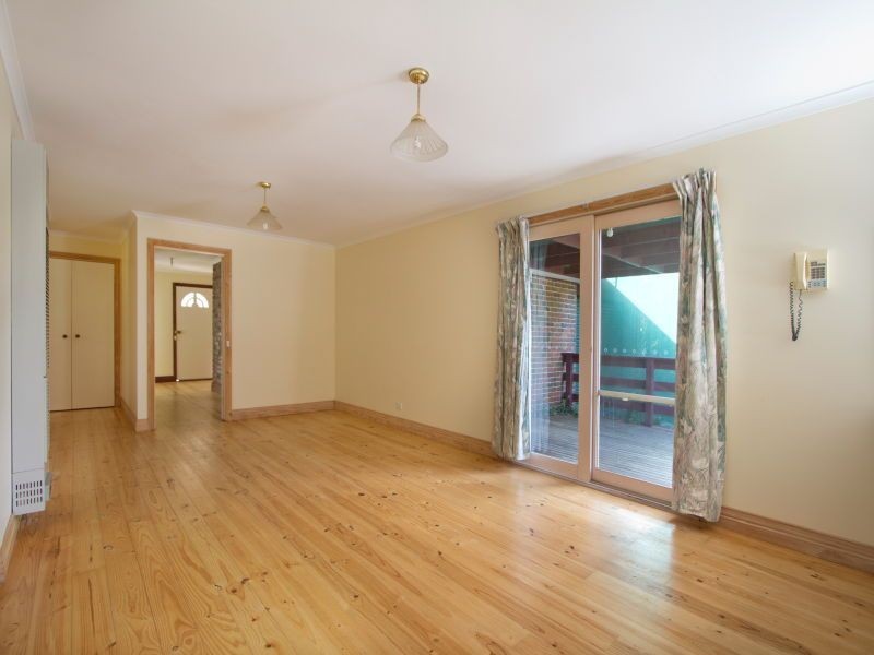 6 Tweed Court, Langwarrin VIC 3910