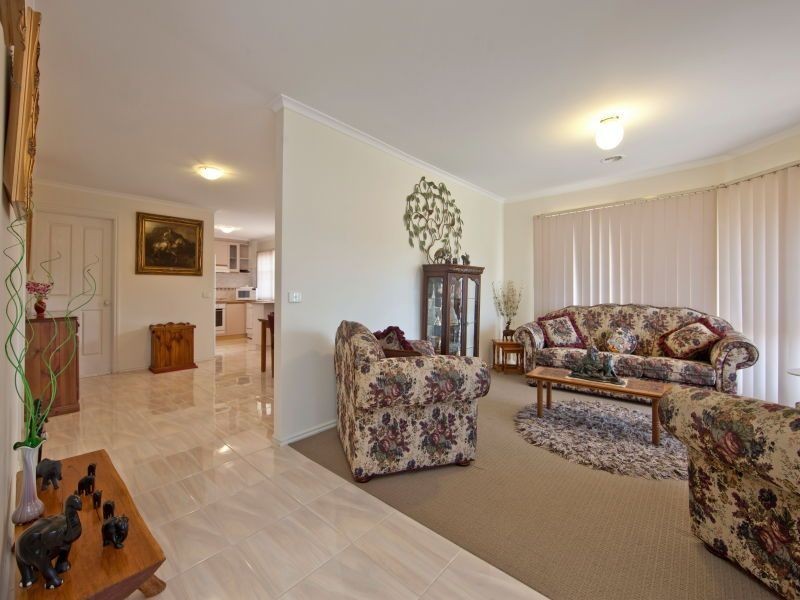 2 Monique Drive, Langwarrin VIC 3910