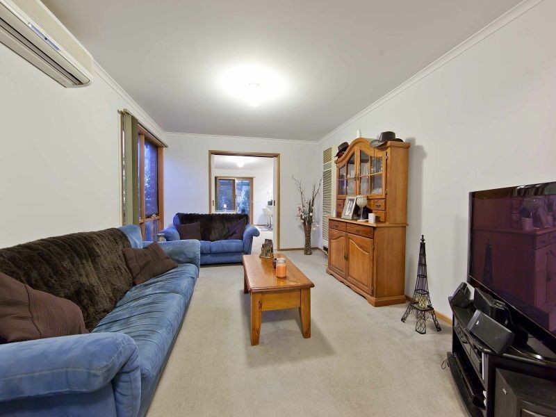 43 Dunn Crescent, Langwarrin VIC 3910