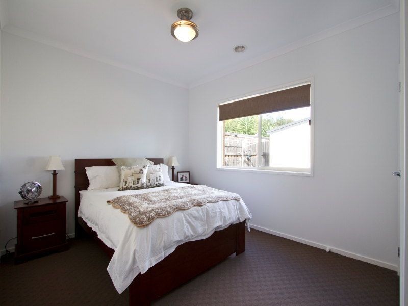 11 Pepperbush Crescent, Langwarrin VIC 3910