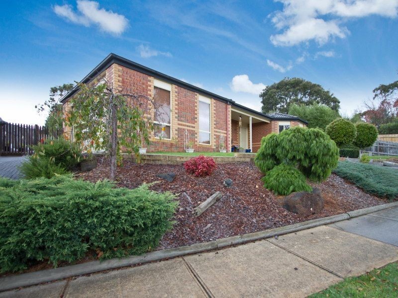 12 Panoramic Drive, Langwarrin VIC 3910