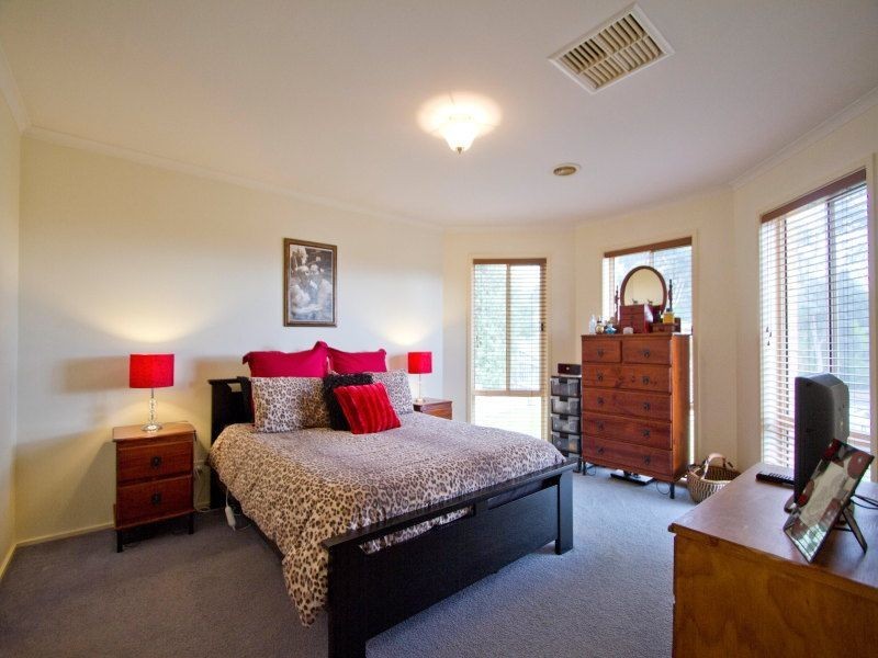 12 Panoramic Drive, Langwarrin VIC 3910