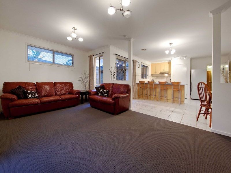 10 Trentham Way, Langwarrin VIC 3910