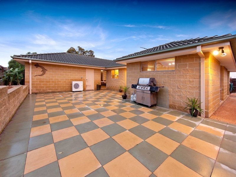 10 Trentham Way, Langwarrin VIC 3910