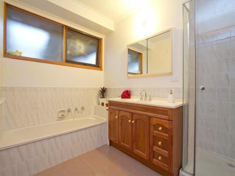 2 Colwyn Close, Langwarrin VIC 3910