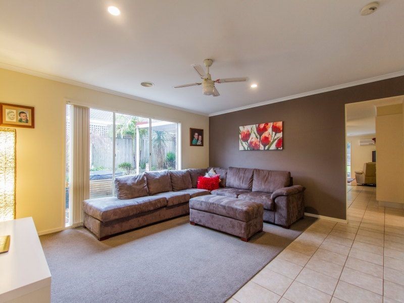 17 Gum Nut Drive, Langwarrin VIC 3910