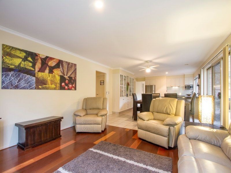 17 Gum Nut Drive, Langwarrin VIC 3910