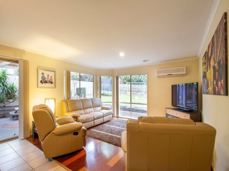 17 Gum Nut Drive, Langwarrin VIC 3910